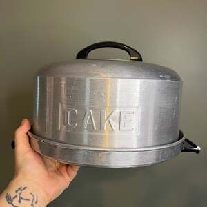 Vintage 1950's Kromex Aluminum Locking Cake Cover Holder Carrier Server MCM